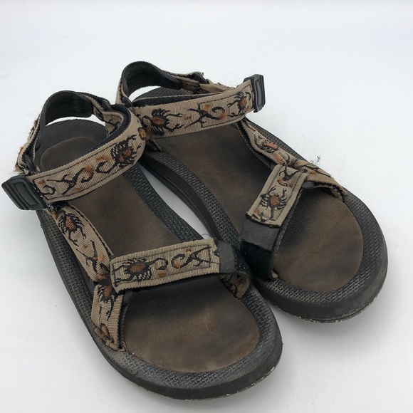 Teva Hurricane Sandals Scorpion Print Men’s Size 10 - Picture 1 of 7